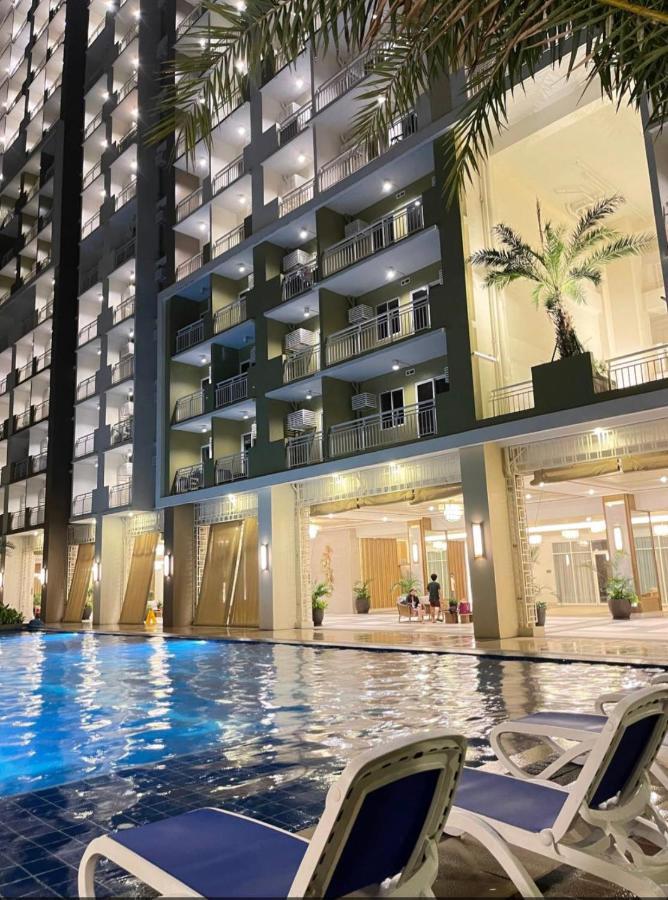 The Celandine By Dmci Homes Caloocan Ngoại thất bức ảnh