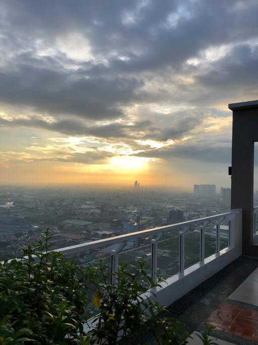 The Celandine By Dmci Homes Caloocan Ngoại thất bức ảnh